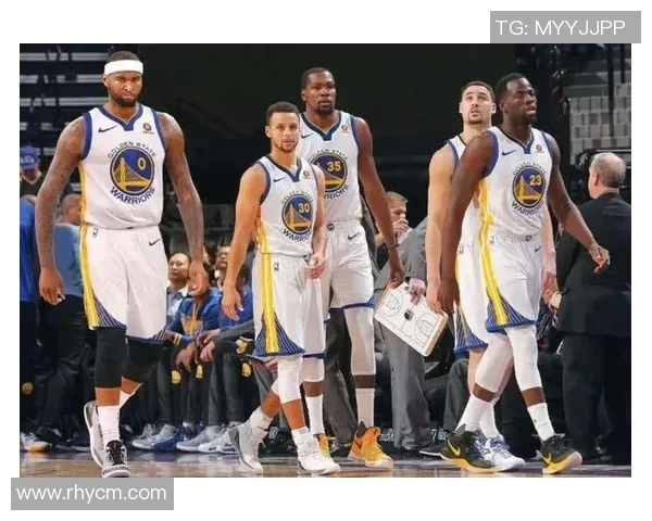 重庆篮球队与武汉篮球队赛后复盘个人能力分析与表现对比