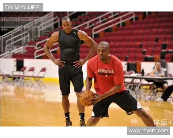 足球明星成长轨迹全景分析图解与成就回顾 足球明星成长轨迹全景分析图解与成就回顾