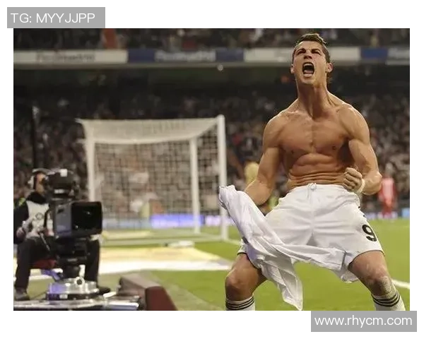 足球明星的爱情故事:揭秘那些比他们年长的妻子背后的魅力与智慧 足球明星的爱情故事:揭秘那些比他们年长的妻子背后的魅力与智慧